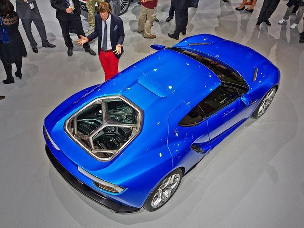 Lamborghini Asterion LPI 910-4 - 5