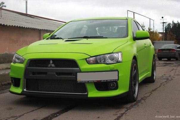 Mitsubishi Lancer Evolution X - 4