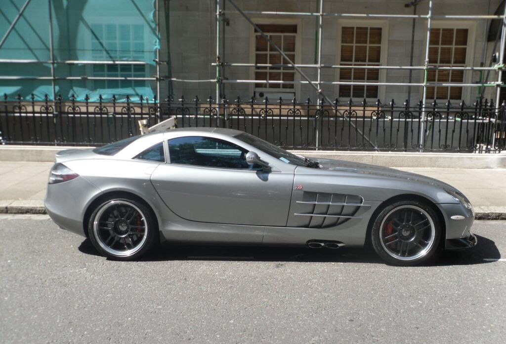 Mercedes-Benz SLR McLaren 722 https://fotostrana.ru/away?to=/sl/F9V2 337km/uAcceleration 0-100 3.60skm/uPower 650 pkTorque ... - 4