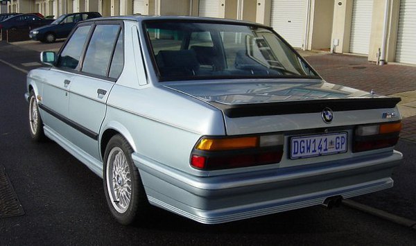 1986 BMW M5 - 2