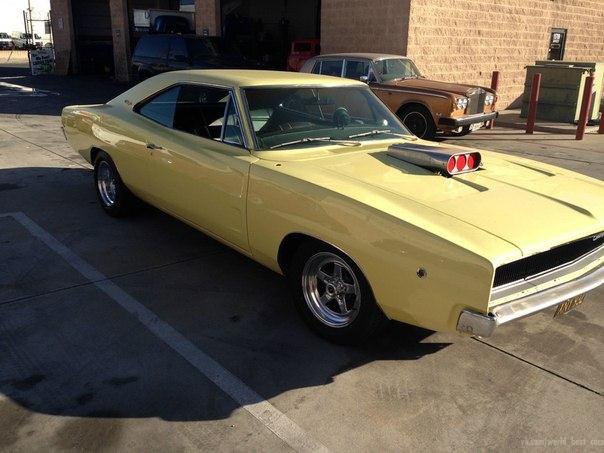 1968 Dodge Charger - 3