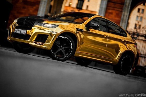 BMW X6M Gold E71