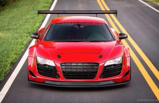 Audi R8 - 4