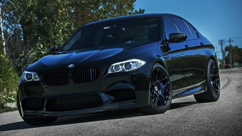 BMW M5 F10