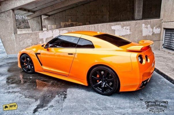 Orange Nissan GT-R - 8