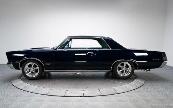 1965 Pontiac GTO - 3