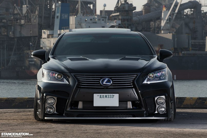 Lexus ls600h - 3