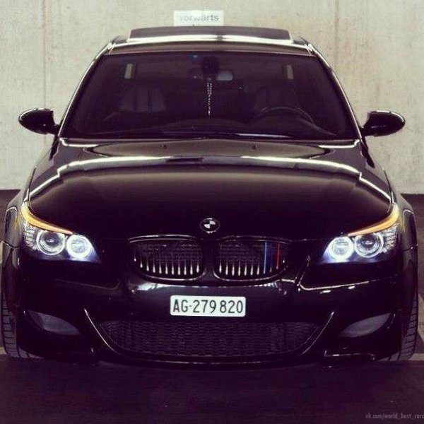 BMW 5 Series (E60). - 6