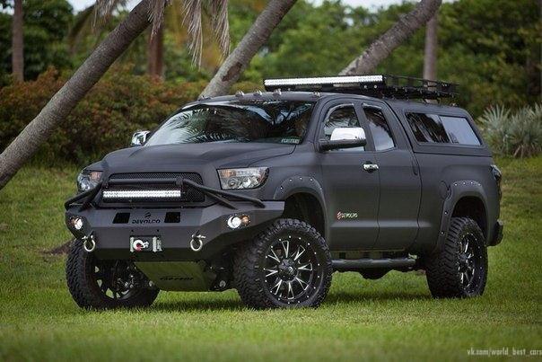 Toyota Tundra Devolro - 2