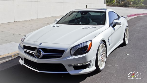 Mercedes-Benz SL63 AMG