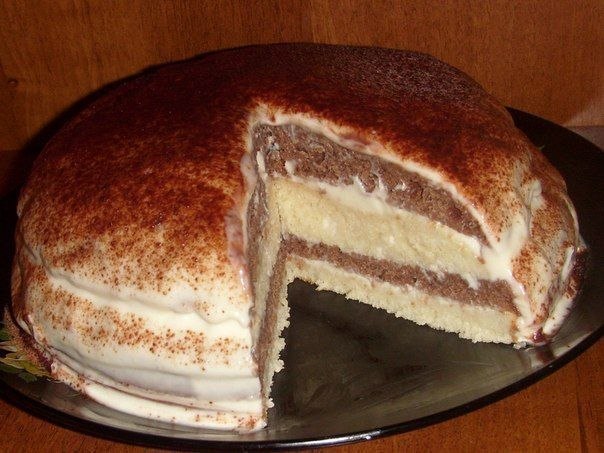 Тортик на кефире.Очень простой в приготовлении и в тоже время вкусный тортик. Приготовление занимает ...
