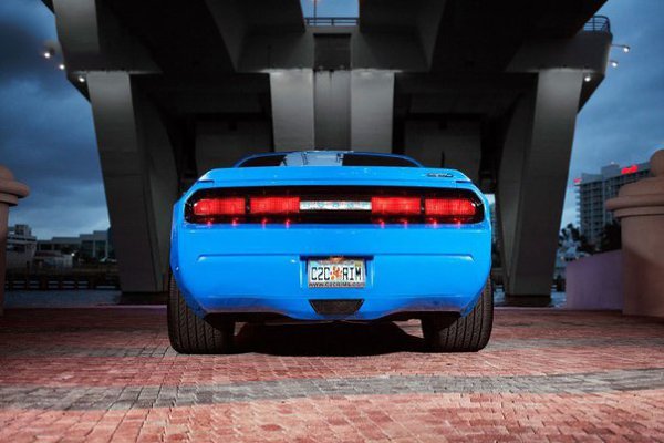 Dodge Challenger SRT8 - 5