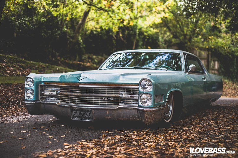 Cadillac De Ville. - 2
