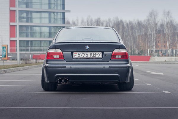 BMW 5 Series E39 - 4