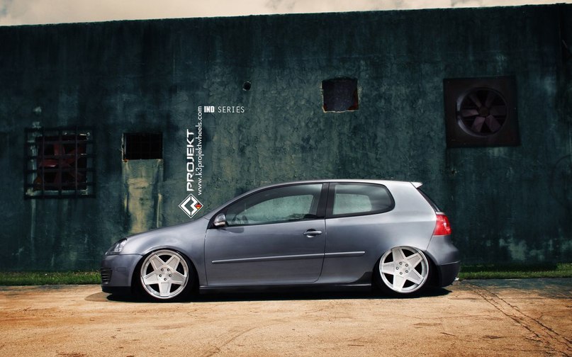 Volkswagen Golf Mk5.
