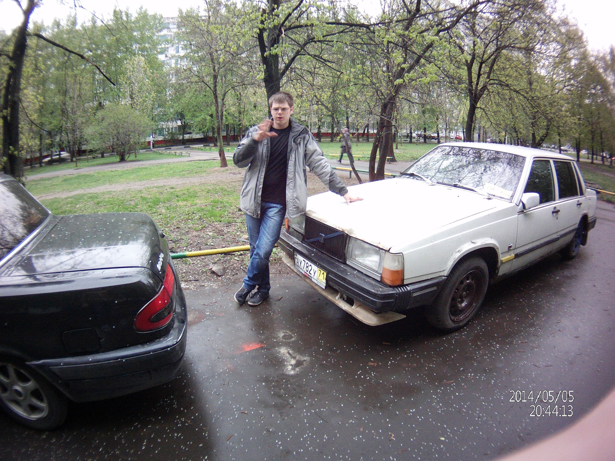      VOLVO 740 (  ) - 5