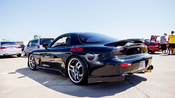 Mazda RX-7.