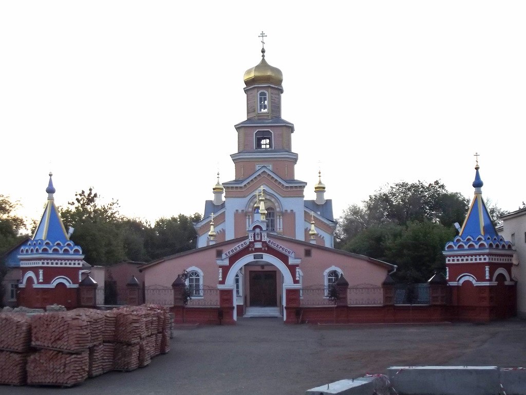 Покажи бузулук. Бузулук 1736. Архитектура города Бузулука. Достопримечательности Бузулука. Бузулукский Спасо-Преображенский монастырь Бузулук.