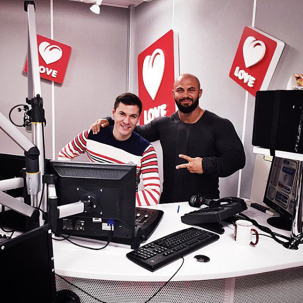     @loveradioofficial #onair