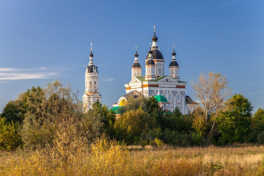 Наровчат пензенская область. Наровчатский Троице-сканов монастырь. Троице сканов монастырь Пенза. Троице сканов монастырь Наровчат. Троице-сканов женский монастырь в с. Сканово Наровчатского района.