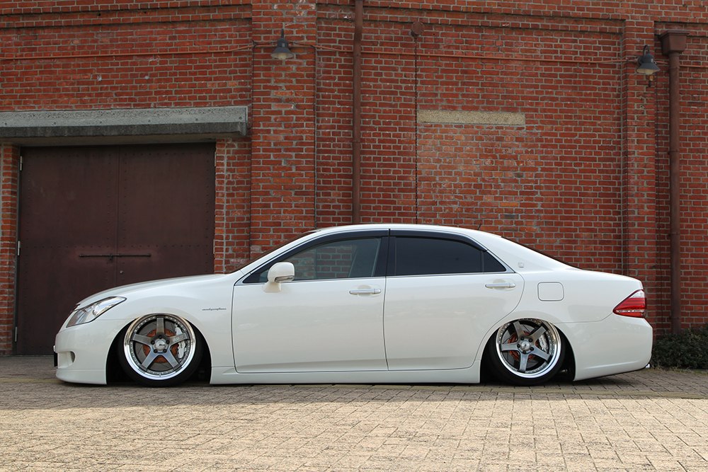 #toyota@autocult #crown@autocult - 5