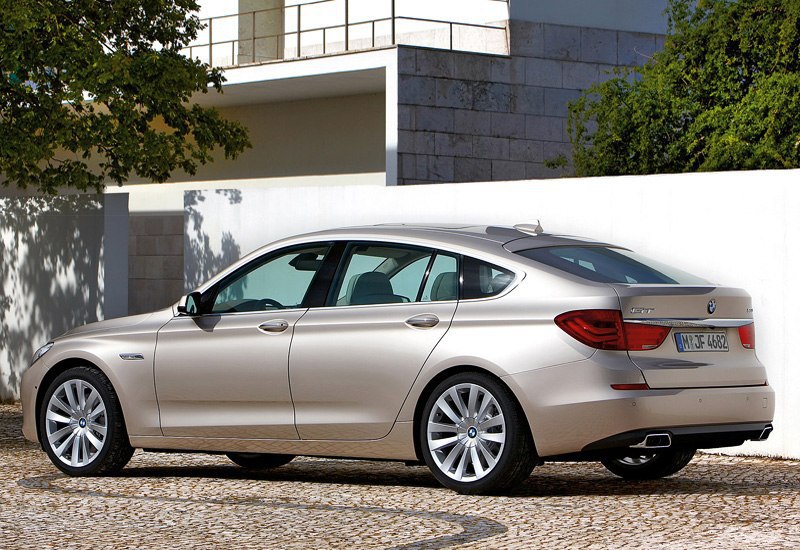 BMW 550i Gran Turismo - 2