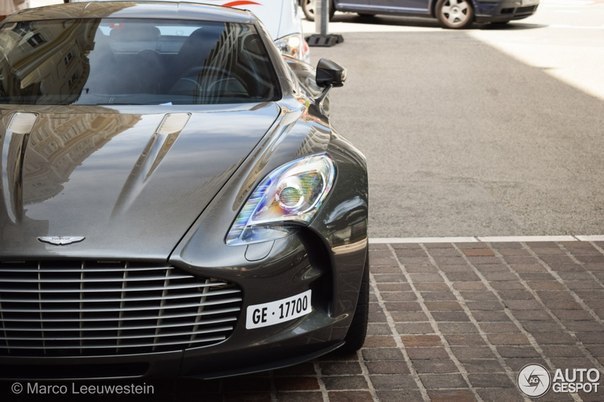 Aston Martin One-77, 201012.   V12 Atmo (7312 )  760 ..  7500 ... - 7