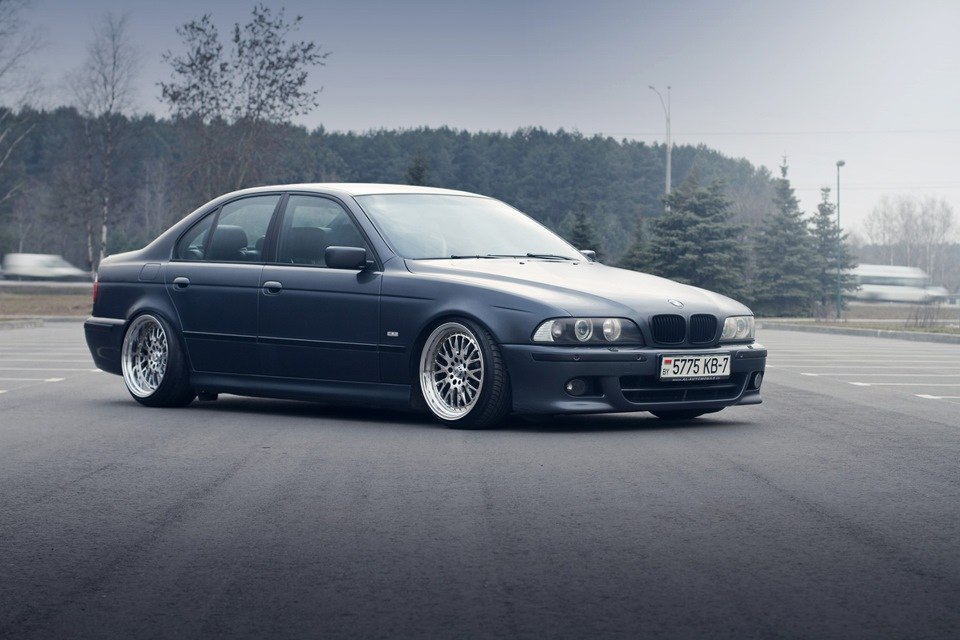 BMW 5 Series E39 - 3