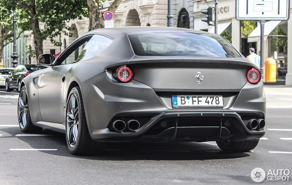 Ferrari FF. :  : 12   : ... - 7