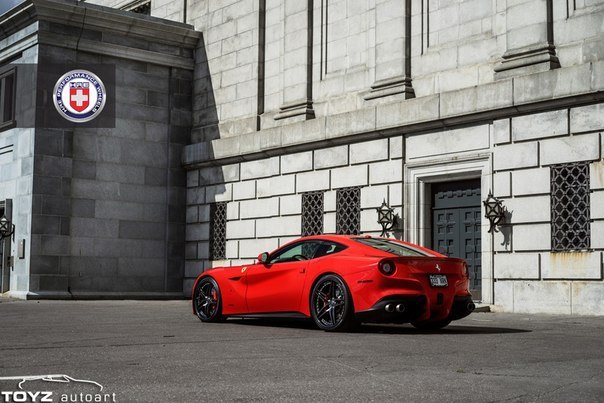 Ferrari F12berlinetta - 6