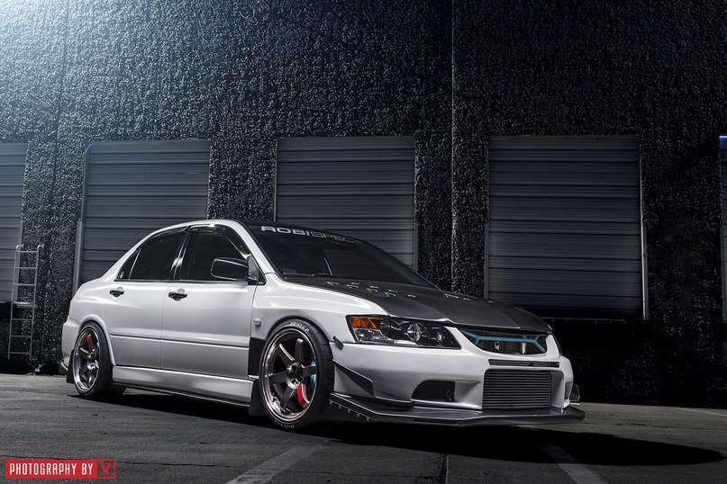 Mitsubishi Lancer Evolution IX. - 2