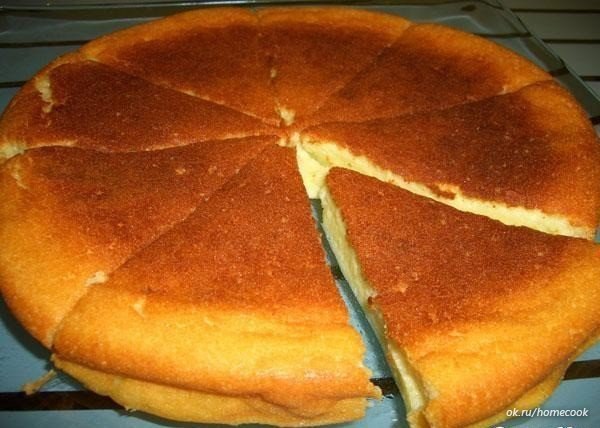 Творожная шарлотка. Очень вкусно! #Готовим_дома@freshmotherssecrets Ингредиенты: · пачка 5-18% ...
