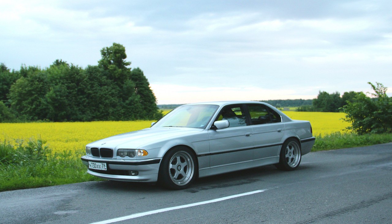 BMW 7 Series E38