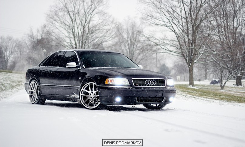 Audi S8.