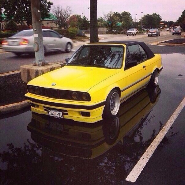 BMW 3 Series E30 - 6