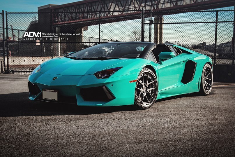 Lamborghini Aventador Roadster. - 2