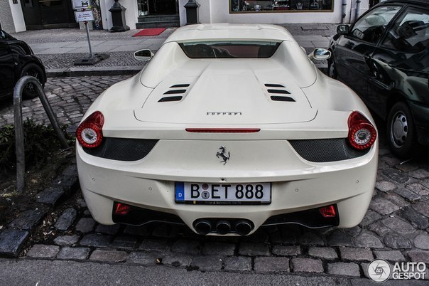 Ferrari 458 Spider - 7