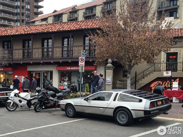 DeLorean DMC-12 - 4