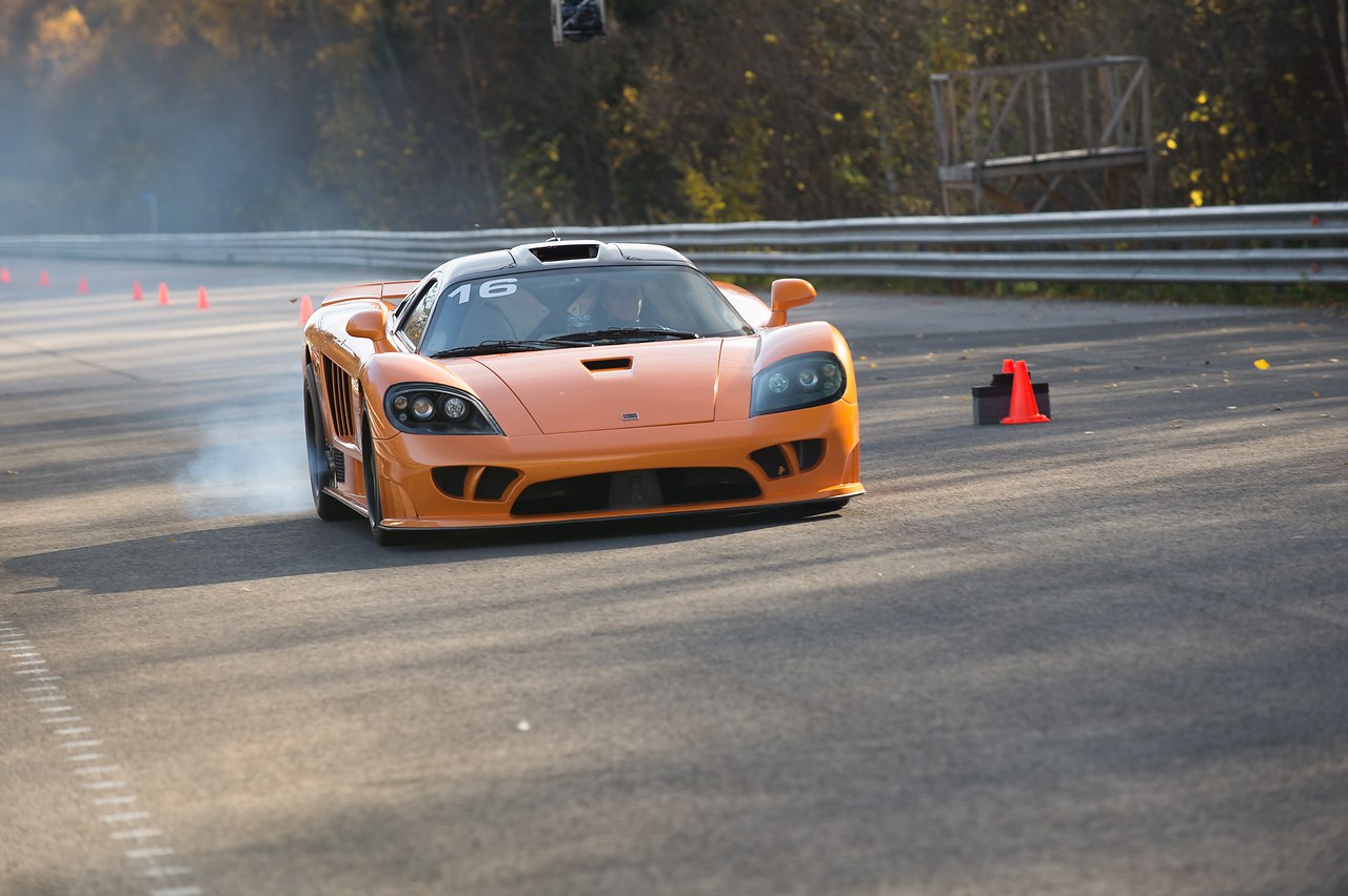 Saleen s7 Yellow