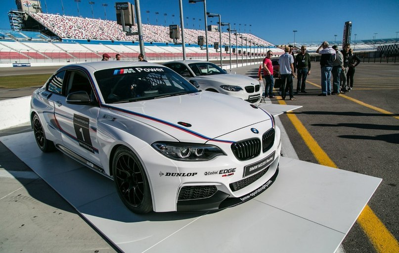 BMW M235i Racing Car.333 .. - 6