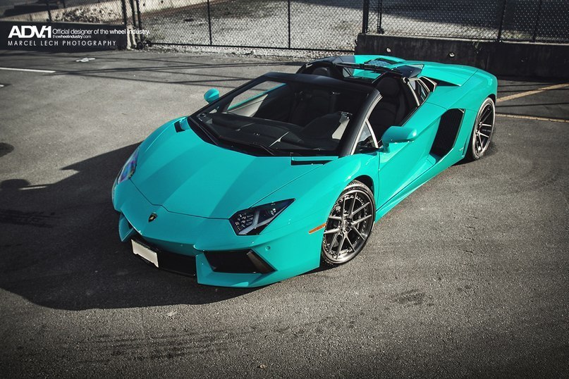 Lamborghini Aventador Roadster. - 3