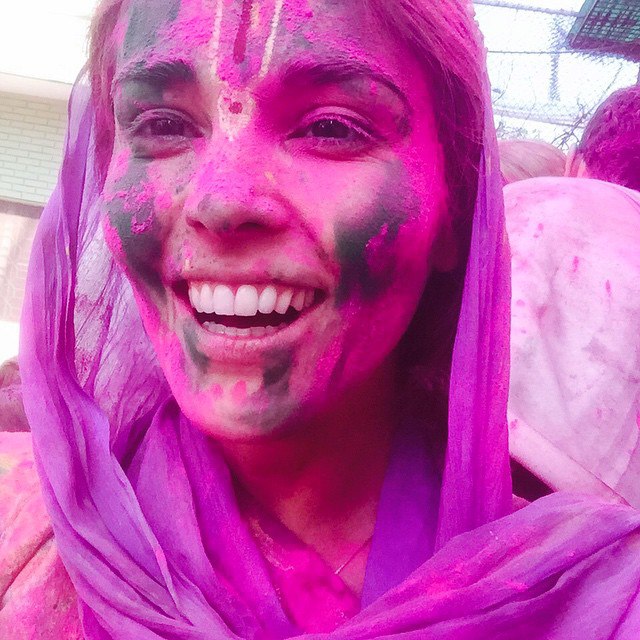 !     !     #incredibleIndia #holi #justlove #jgd #loveisintheair ...