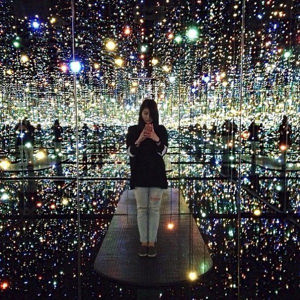      (Yayoi Kusama)    .  ... - 5