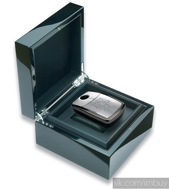    $25 700.