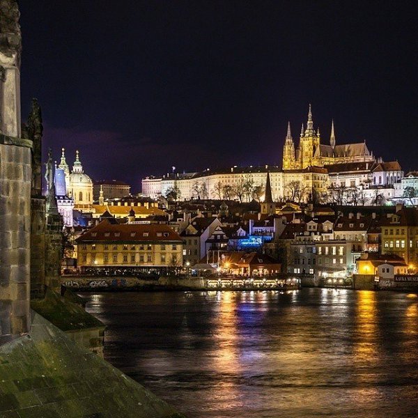      Instagram.http://instagram.com/betraveler  , ...