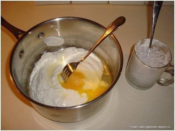 БЫСТРЫЕ ПИРОЖКИ С КАРТОШКОЙ И МЯСОМ.Ингредиенты:2 стакана сметаны (кефира, ряженки, простокваши)2 ... - 2
