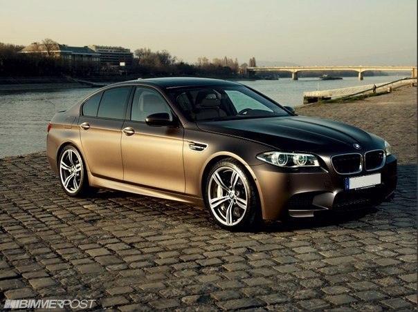 BMW M5 F10