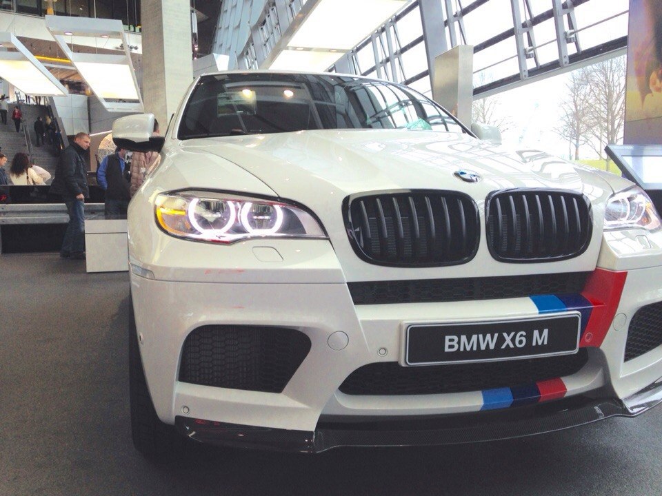  | BMW - 21  2015  16:10