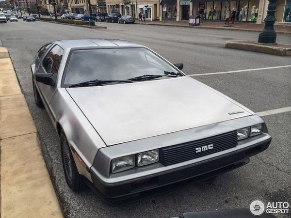 DeLorean DMC-12 - 2