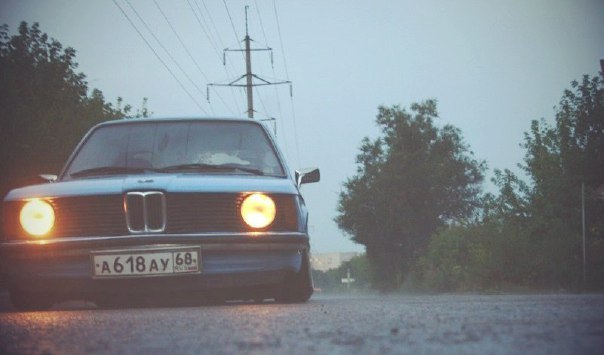 BMW E21